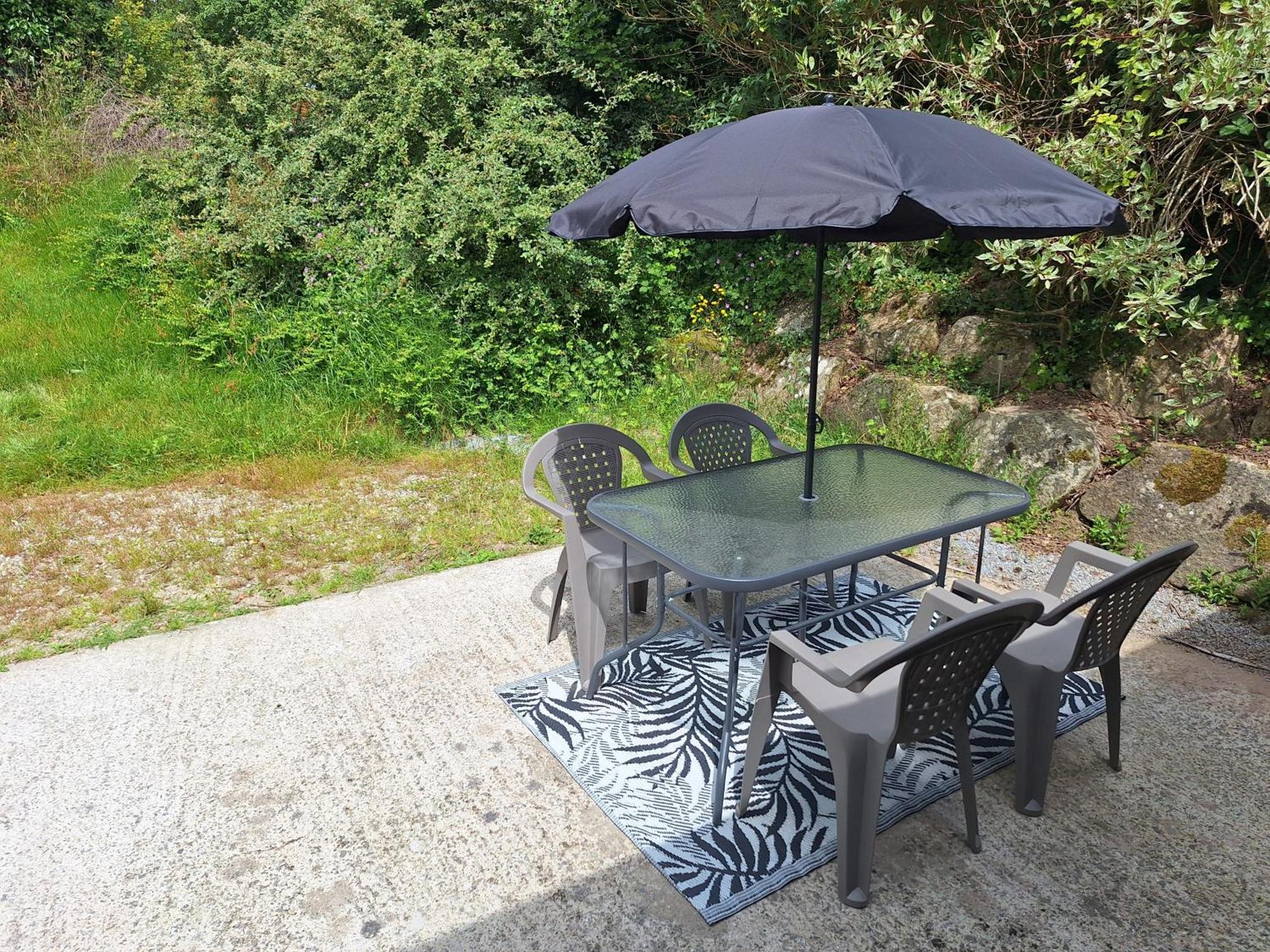 Apartment 11, Draps, Linge, Wifi # Longere Bretonne#morbihan *