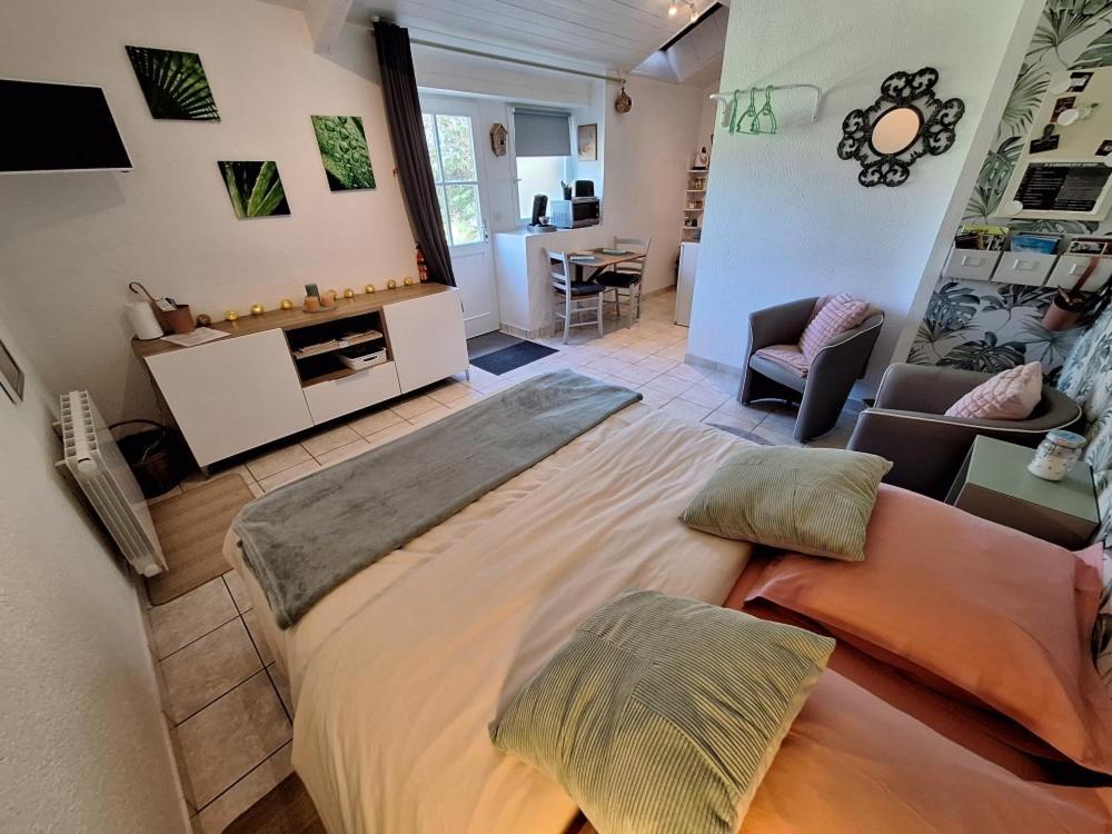 Apartment 11, Draps, Linge, Wifi # Longere Bretonne#morbihan Sulniac